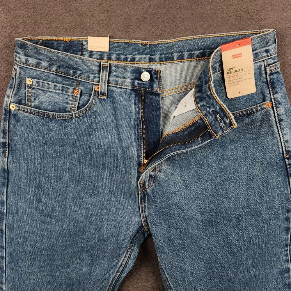 Levis 505 Jeans Mens 36x32 Blue‎ Mid Rise Regular Fit Straight Leg NEW